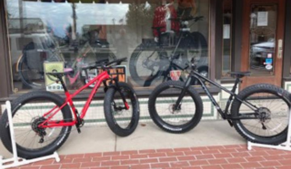 Raccoon River Valley Bicycle & Outfitters - Perry, IA