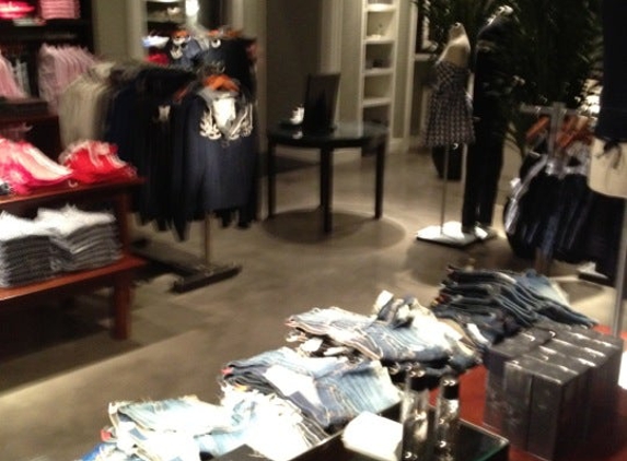 Abercrombie & Fitch - Stamford, CT