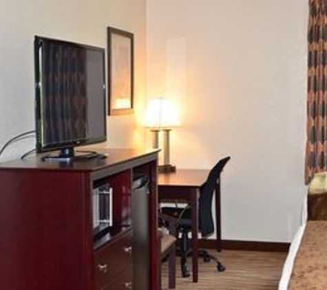 Cobblestone Inn & Suites - Clarion - Clarion, IA