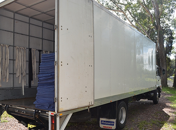 Staples Removals - Adamstown Heights, NSW