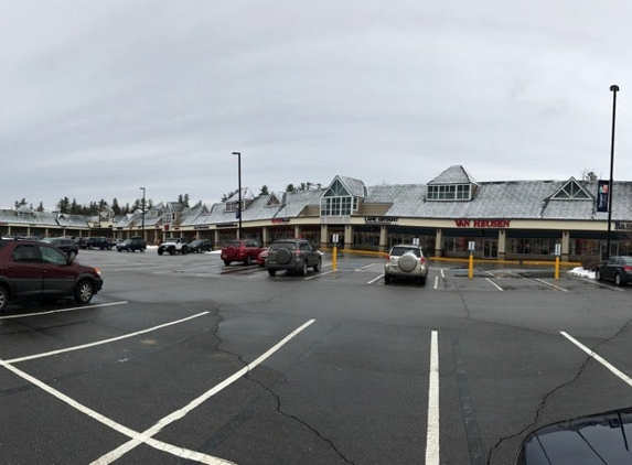 Tanger Outlets - Tilton, NH