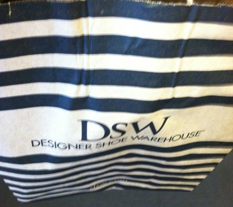 DSW Designer Shoe Warehouse - Staten Island, NY