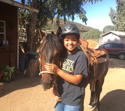 Rolling Hills Boarding Stables of Poway - Poway, CA