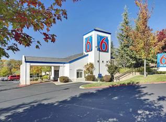 Motel 6 - Auburn, CA