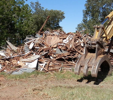 Newbold Bulk Haulage P/L - Coonamble, NSW