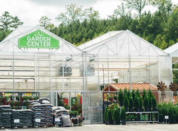 Garden Center at Tractor Supply - New Richmond, WI