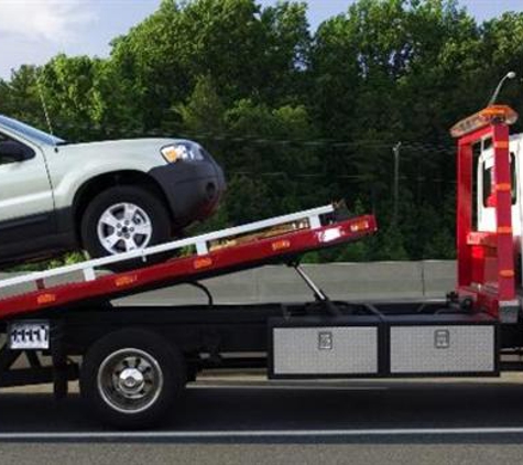 H & R Towing