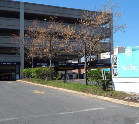 Fashion Centre at Pentagon City Parking Garage - Arlington, VA