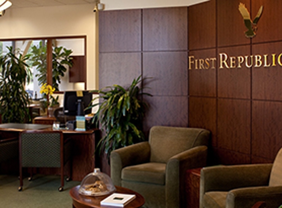 First Republic Bank - Santa Rosa, CA