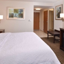 Hampton Inn & Suites Pueblo-Southgate - Hotels