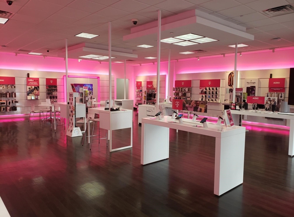 T-Mobile - St Petersburg, FL