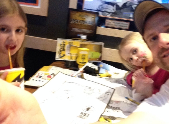 Buffalo Wild Wings - Saint Clair Shores, MI