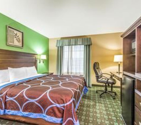 Super 8 by Wyndham Lake Charles/Sulphur - Lake Charles, LA