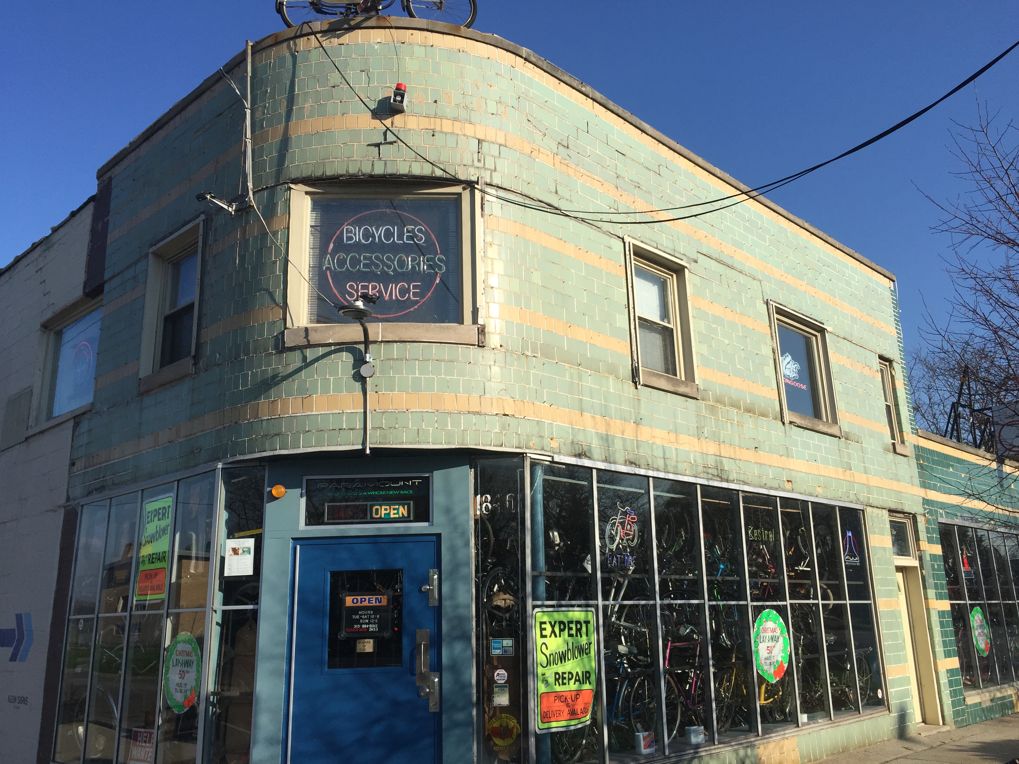 bike shop on east warren