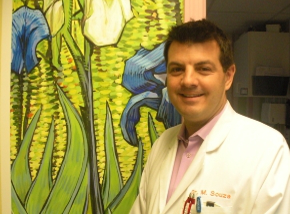 Dr. Michael Souza - East Providence, RI