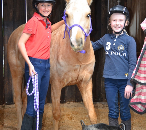 Gooromon Park Riding Centre - Wallaroo, NSW