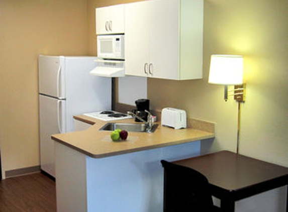 Extended Stay America - Baton Rouge, LA