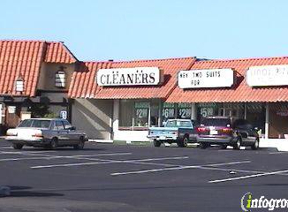 Chelos Panaderia - Huntington Beach, CA