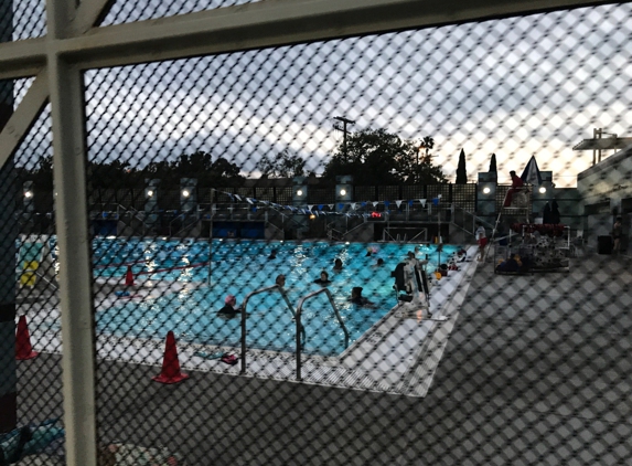 Santa Monica Swim Center - Santa Monica, CA