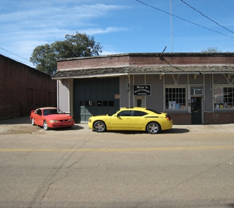 Kaz's Main Street Garage - Collierville, TN