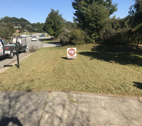 S & S Lawn Care - New London, NC