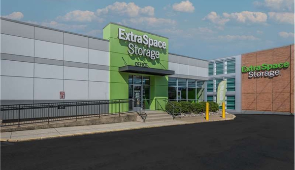 Extra Space Storage - Bethesda, MD