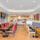 TownePlace Suites by Marriott Lincoln North - Hotels