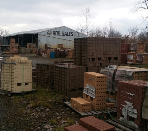 R.H.S. Construction Co. - Akron, OH. Our Brick Supplier
We can match just about any brick, new or ancient. In most cases they will be in stock.