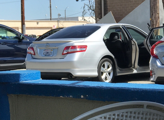 Bubble Bath Hand Car Wash - Torrance, CA