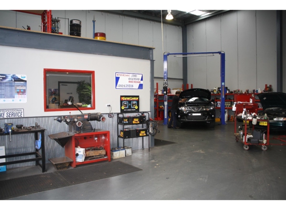 Hawkesbury Brake & Clutch - South Windsor, NSW. Award Winning Service At An Affordable Price