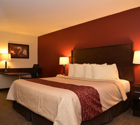 Red Roof Inn - Cookeville, TN