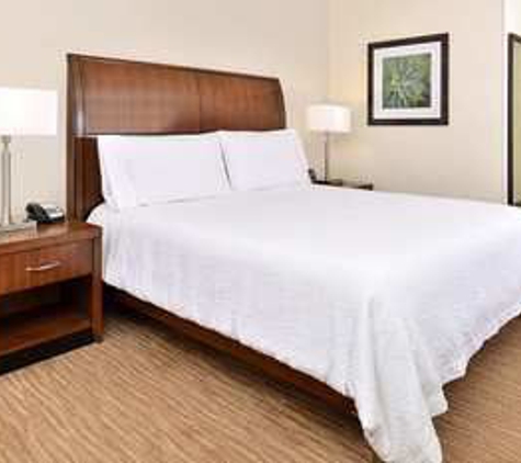 Hilton Garden Inn Dallas/Addison - Addison, TX