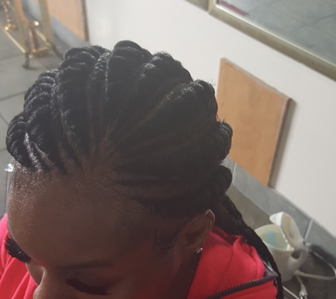 Baba African Hair Braiding - Eastpointe, MI