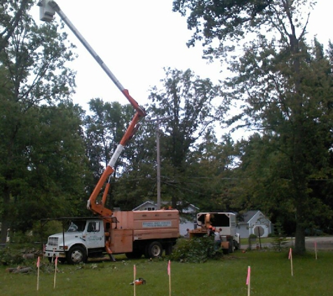 Russell Tree Service - Pinckney, MI