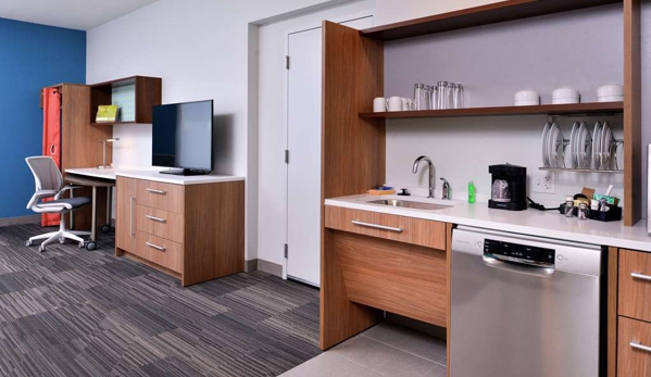 Home2 Suites by Hilton Tampa Downtown Channel District - Tampa, FL