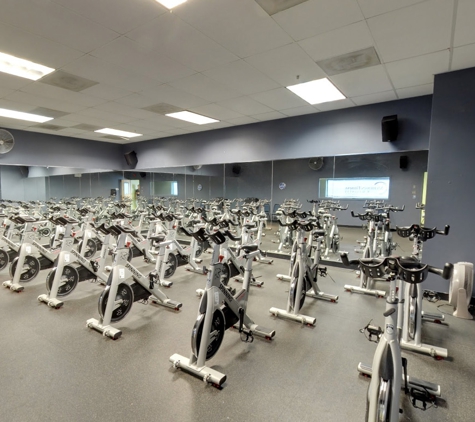 Tilton Fitness Manahawkin - West Creek, NJ