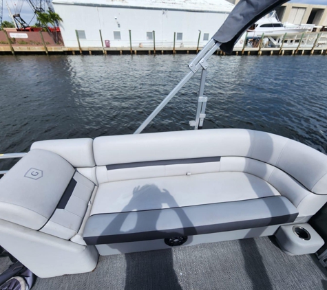 Overnight Boat Rentals - Fort Lauderdale, FL