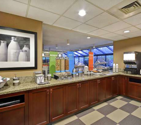 Hampton Inn Seattle/Southcenter - Tukwila, WA