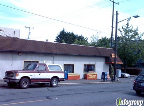 Durn Good Grocery - Seattle, WA