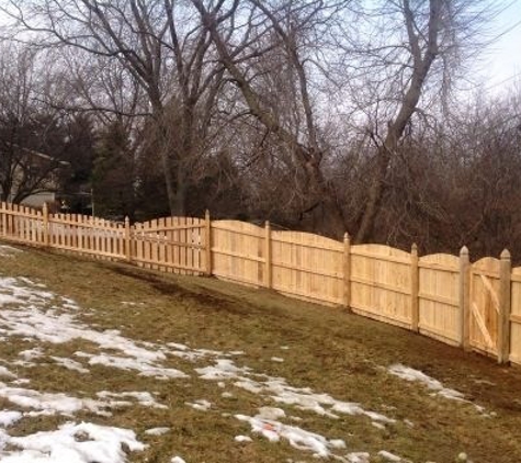 A to Z Quality Fencing & Structures - West Bend, WI