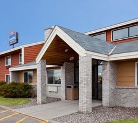 AmericInn - Little Falls, MN