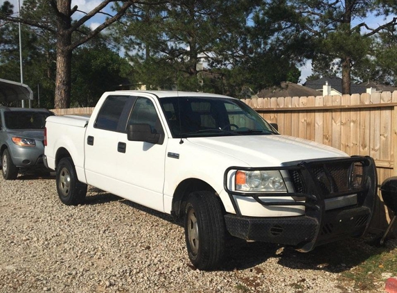 Steven Auto Sales - Katy, TX. 2007 Ford- F150 XLT
Cash Only $7555
Has around 125 thousand miles 
Has Clean Title 
More than welcome to stop by and test drive