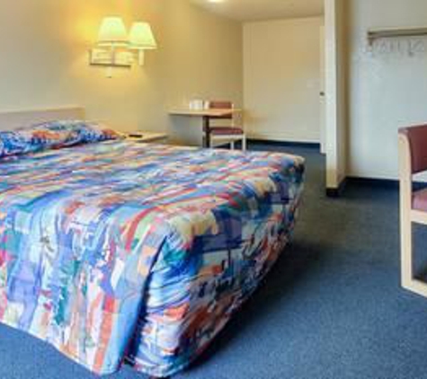 Motel 6 - Palm Bay, FL