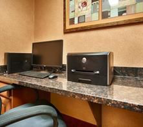 Best Western Plus San Antonio East Inn & Suites - San Antonio, TX