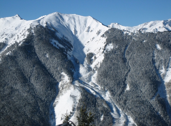 Incline Ski Shop Snowmass - Snowmass Village, CO