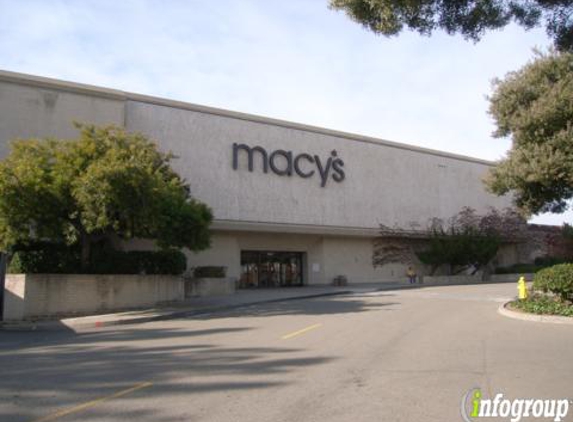 Macy's - Pleasanton, CA