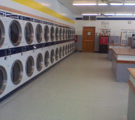 Fastlane laundromat and carwash - loganville, GA