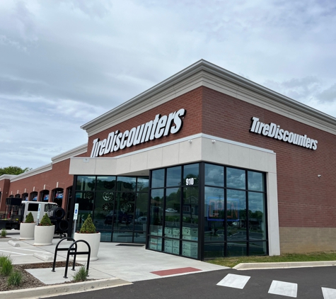 Tire Discounters - Alcoa, TN