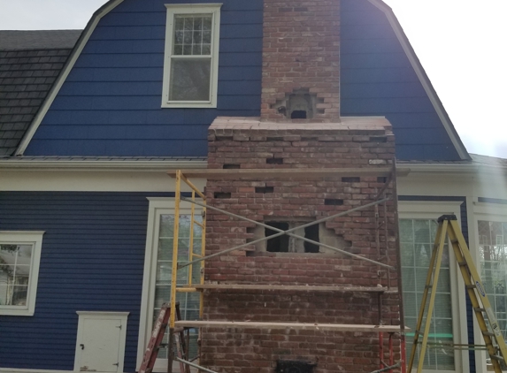 Peavler Masonry. Chimmney repair