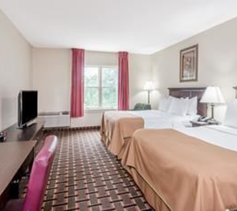 Ramada by Wyndham Groton - Groton, CT